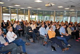 Zuschauer Auditorium im Kinosaal der ORCA Software GmbH.